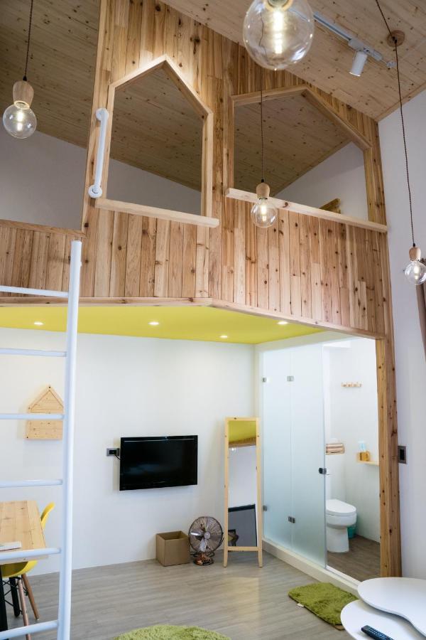 Loft Wo Design Inn Tainan Exteriör bild