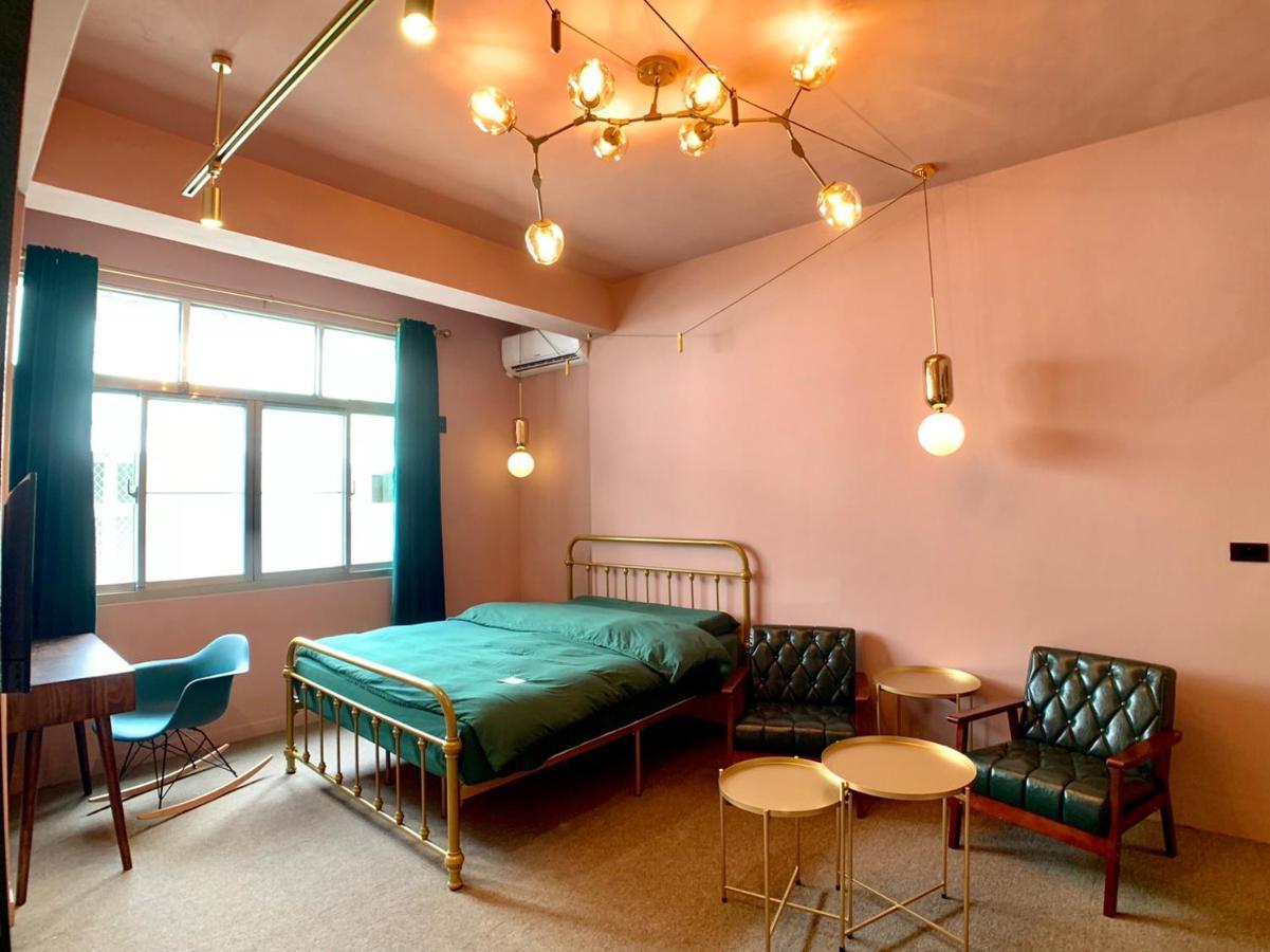 Loft Wo Design Inn Tainan Exteriör bild