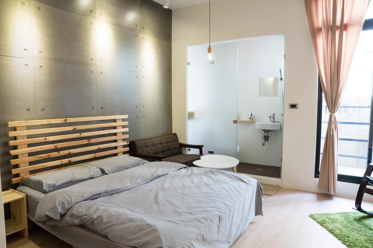Loft Wo Design Inn Tainan Exteriör bild