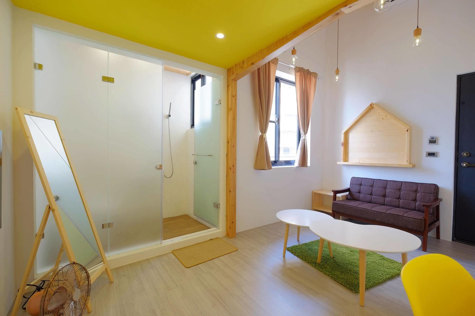 Loft Wo Design Inn Tainan Exteriör bild